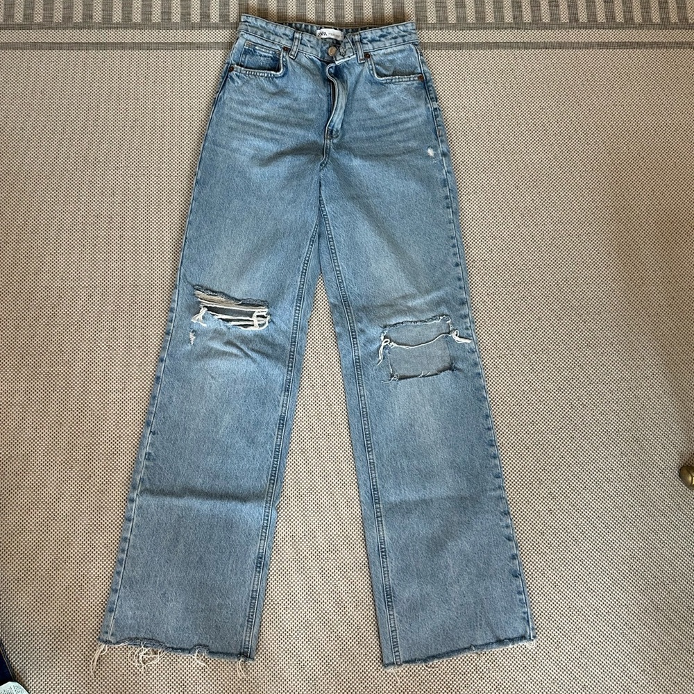 Zara Distressed Jeans